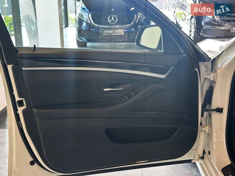 Седан BMW 5 Series 2014 в Львове фото 13 Седан BMW 5 Series 2014 в Львове