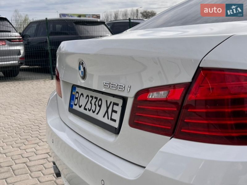Седан BMW 5 Series 2014 в Львові