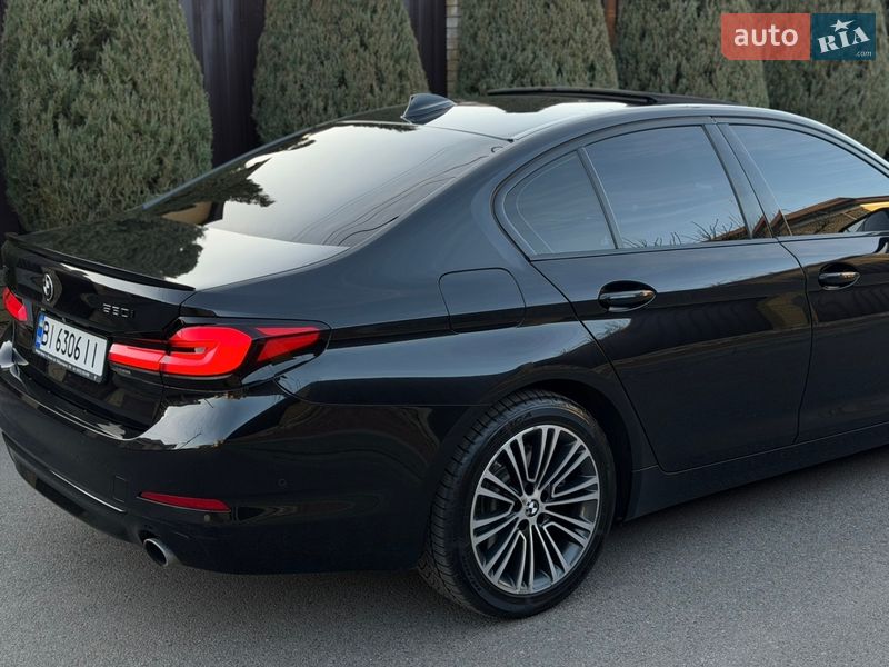 Седан BMW 5 Series 2017 в Полтаві