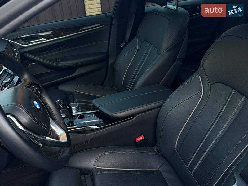 Седан BMW 5 Series 2017 в Полтаві