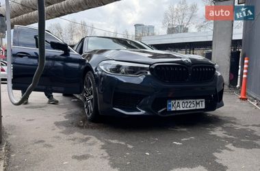 Седан BMW 5 Series 2018 в Киеве