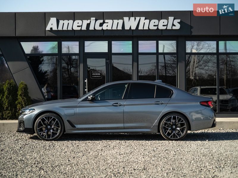 Седан BMW 5 Series 2018 в Чернівцях