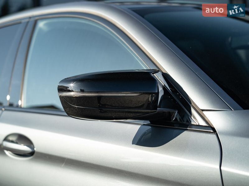 Седан BMW 5 Series 2018 в Чернівцях