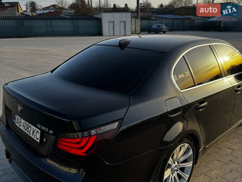 Седан BMW 5 Series 2004 в Дунаевцах