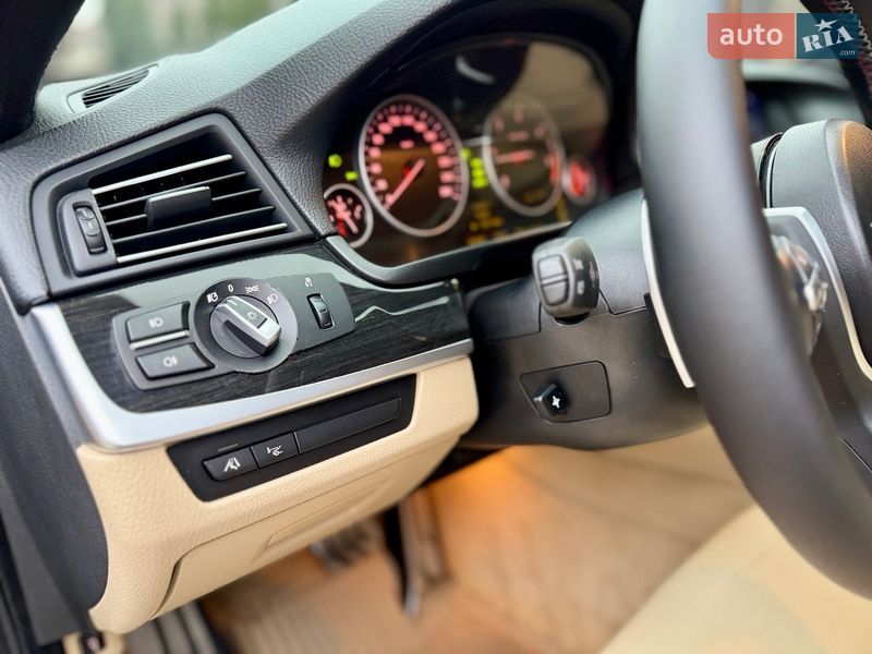 Седан BMW 5 Series 2011 в Одессе