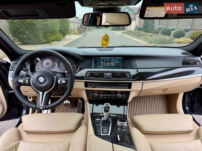 Седан BMW 5 Series 2011 в Одессе