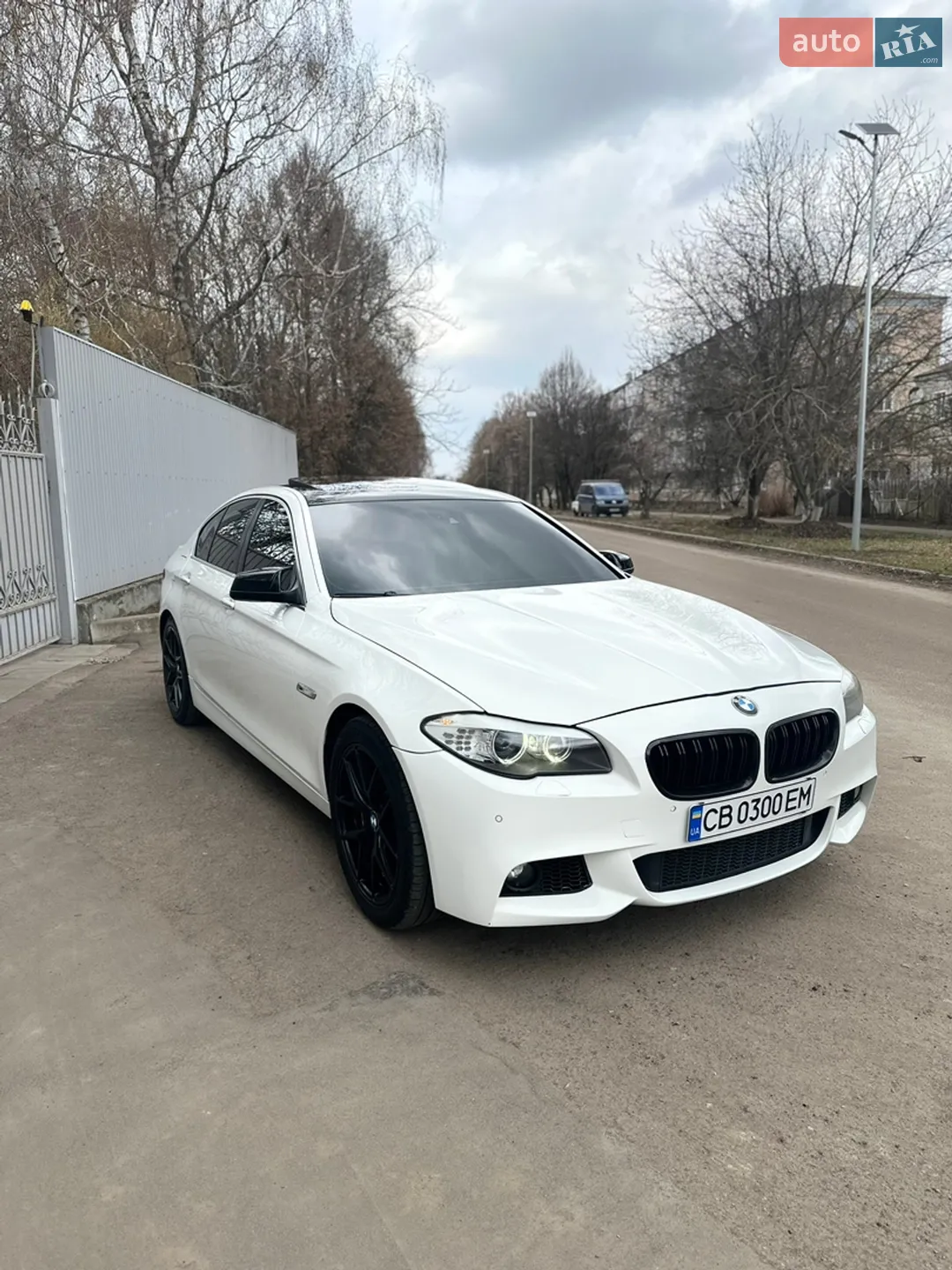 2010 BMW 5er - мініатюра 10