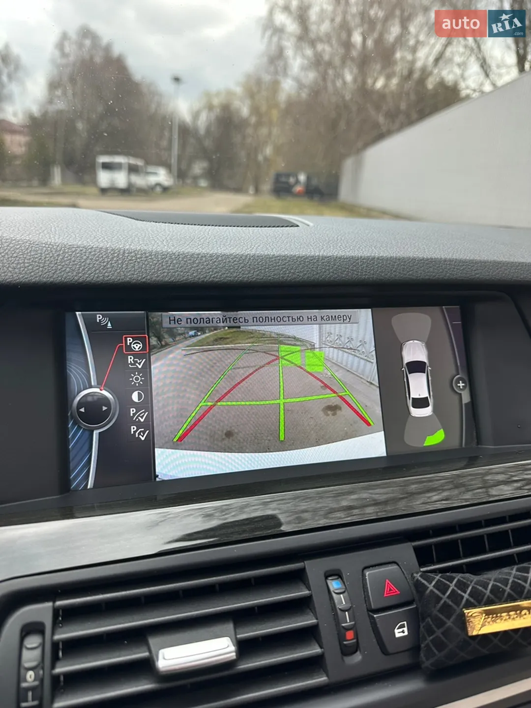 2010 BMW 5er - мініатюра 38