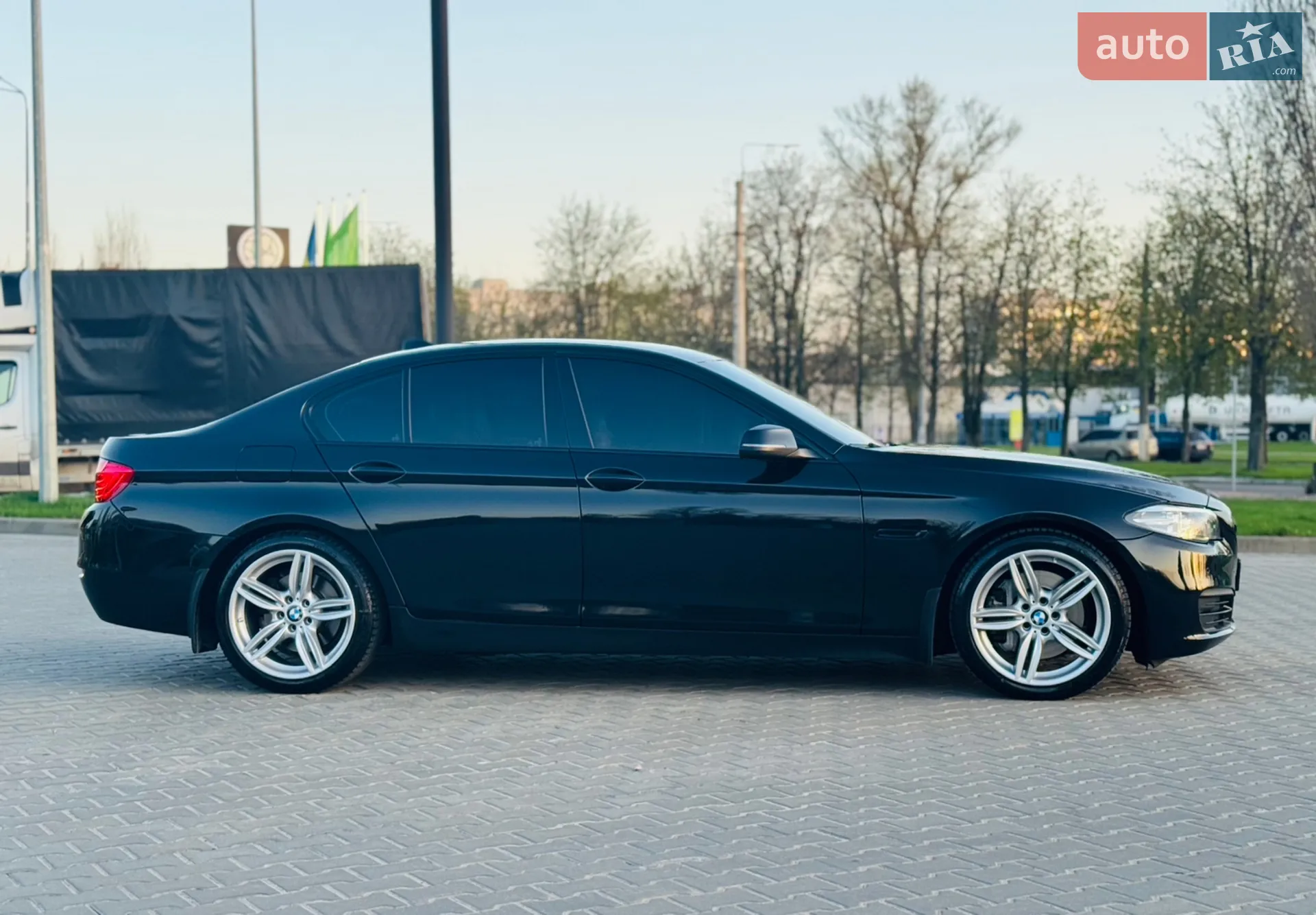 2014 BMW 5er - мініатюра 5