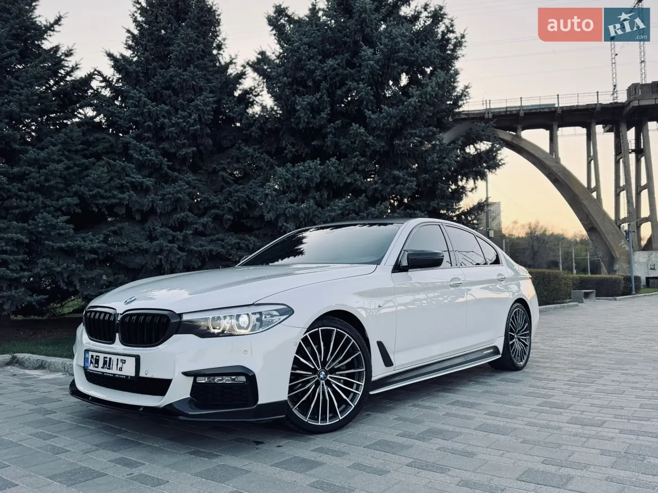 2017 BMW 5er - мініатюра 35