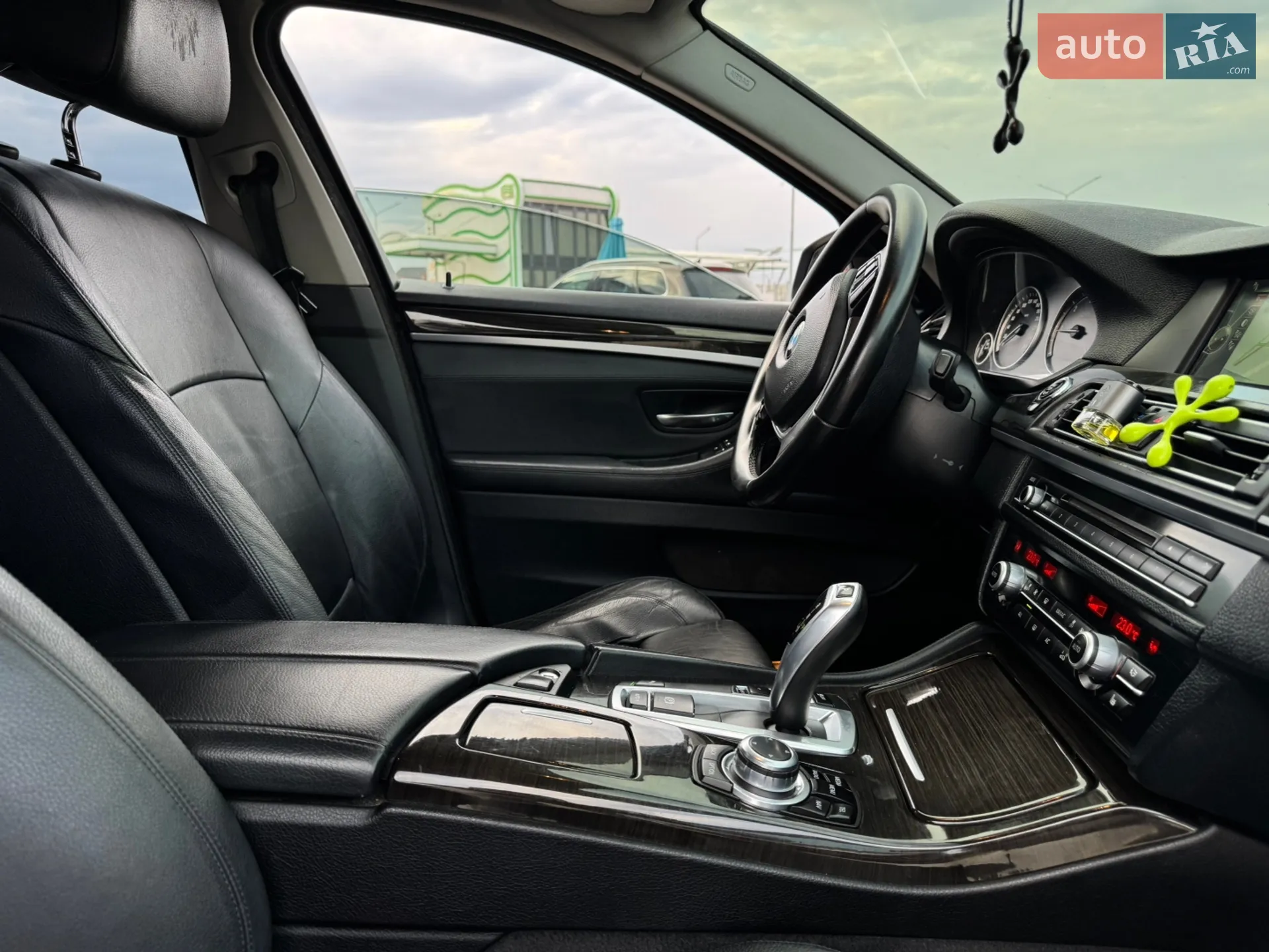 2013 BMW 5er - мініатюра 42