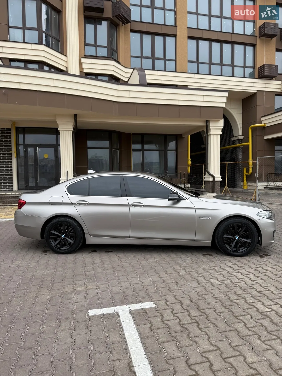 2015 BMW 5er - мініатюра 2