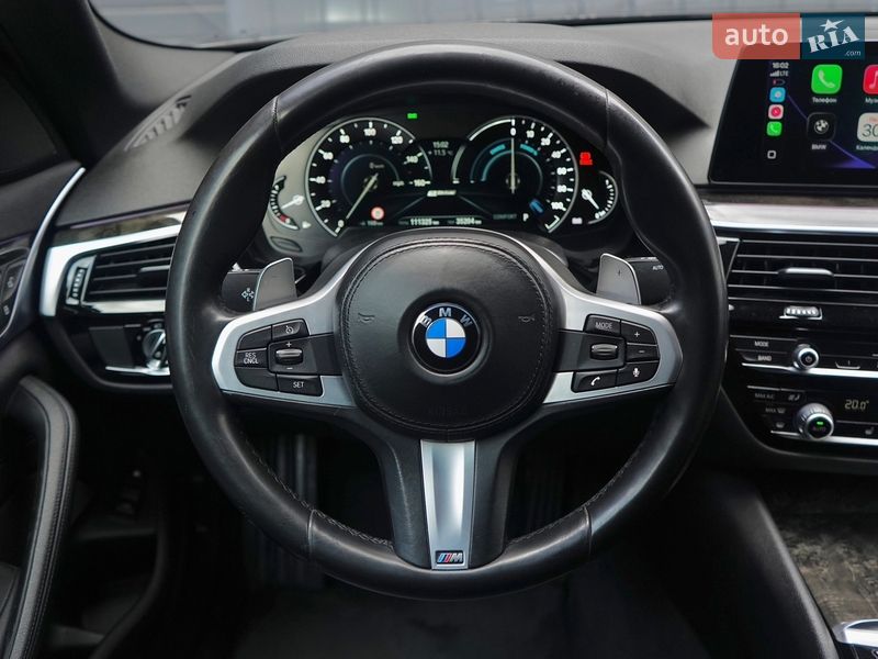 Седан BMW 5 Series 2018 в Львове