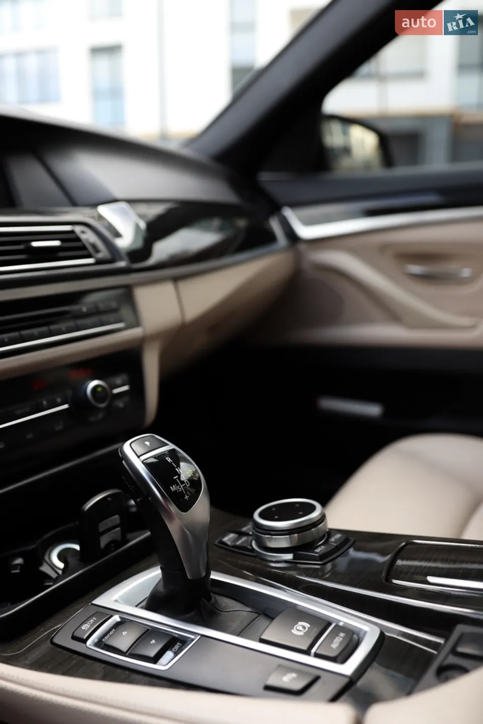 2012 BMW 5er - мініатюра 10