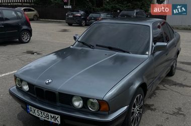 Седан BMW 5 Series 1991 в Харькове