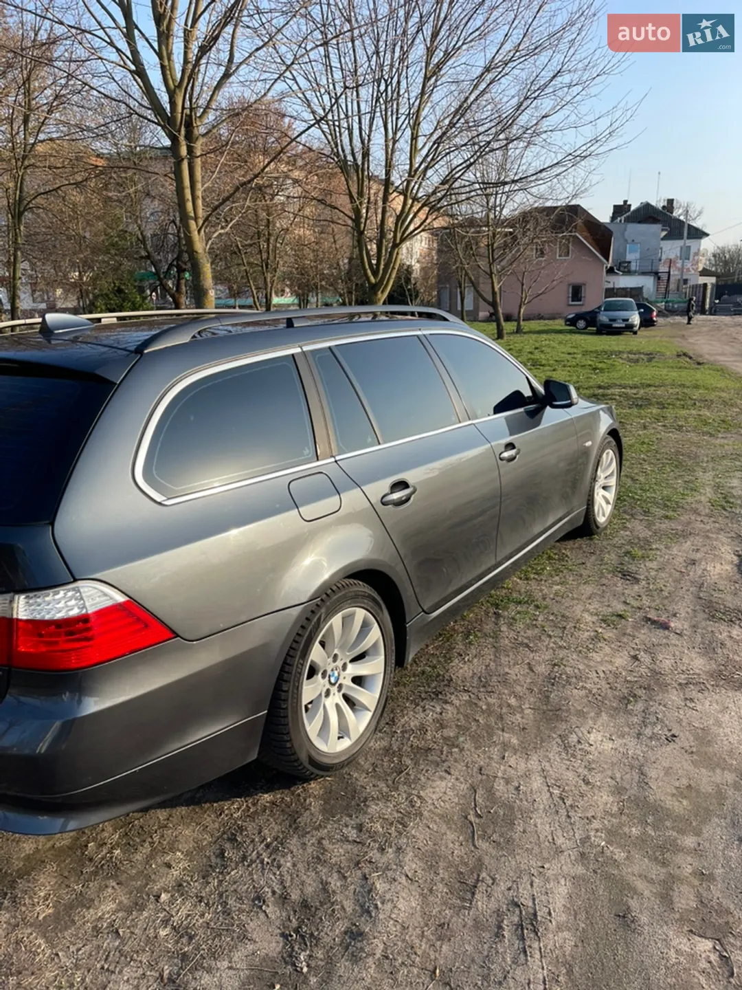 2010 BMW 5er - мініатюра 2