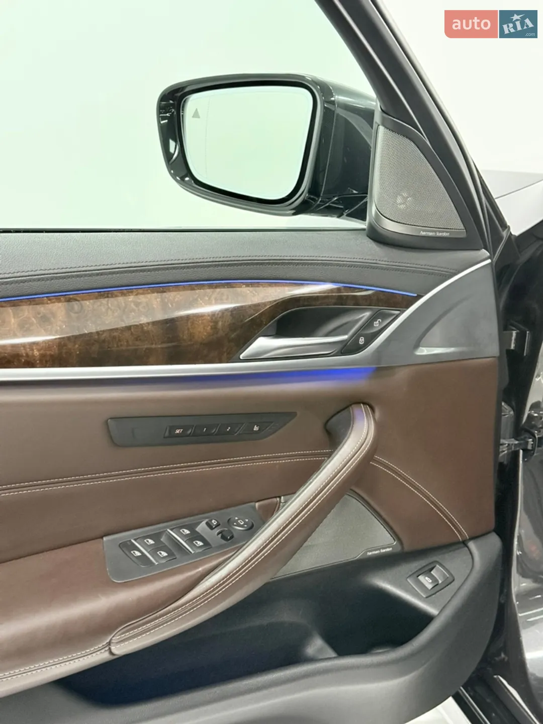 2017 BMW 5er - мініатюра 15