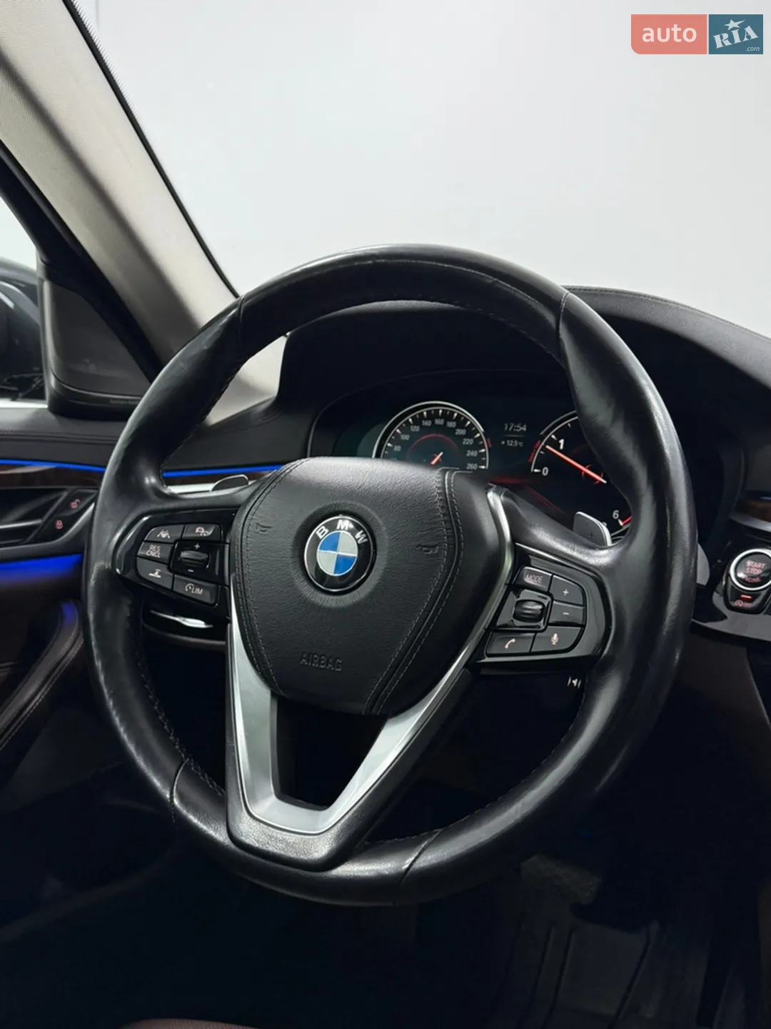 2017 BMW 5er - мініатюра 27