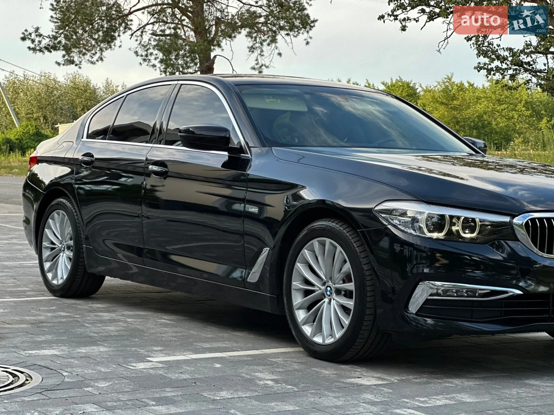 2017 BMW 5er - мініатюра 16