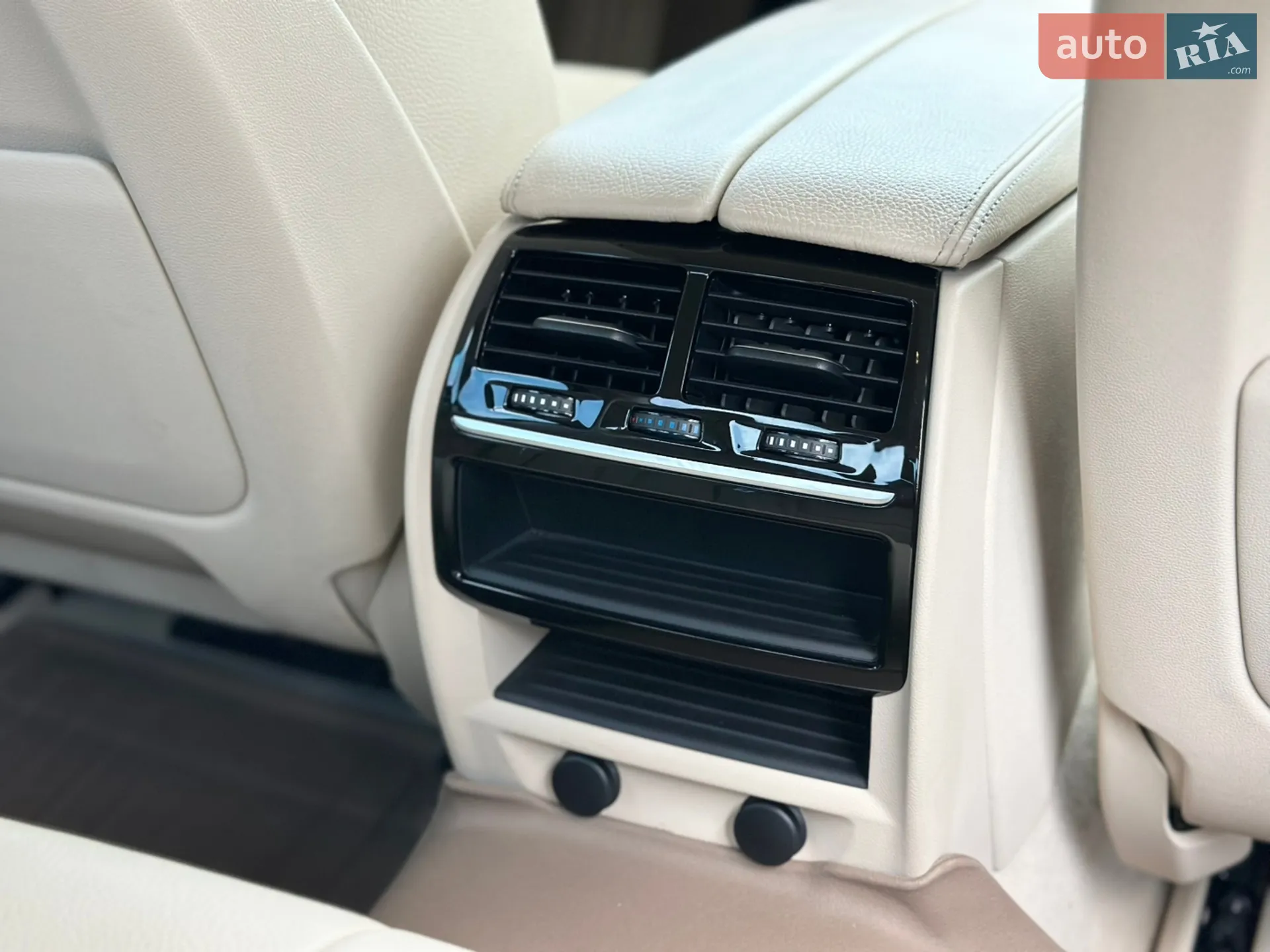 2017 BMW 5er - мініатюра 40