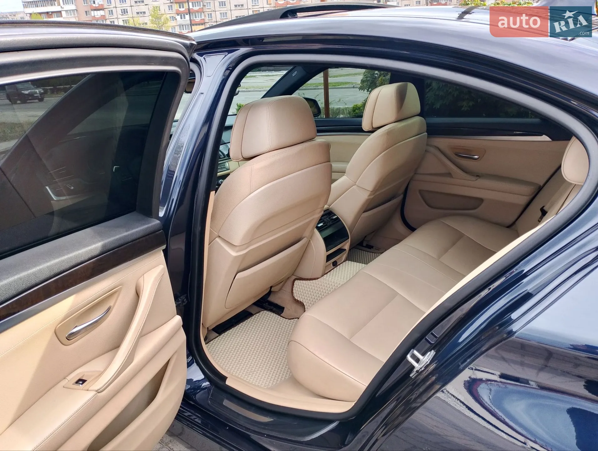 2012 BMW 5er - мініатюра 21
