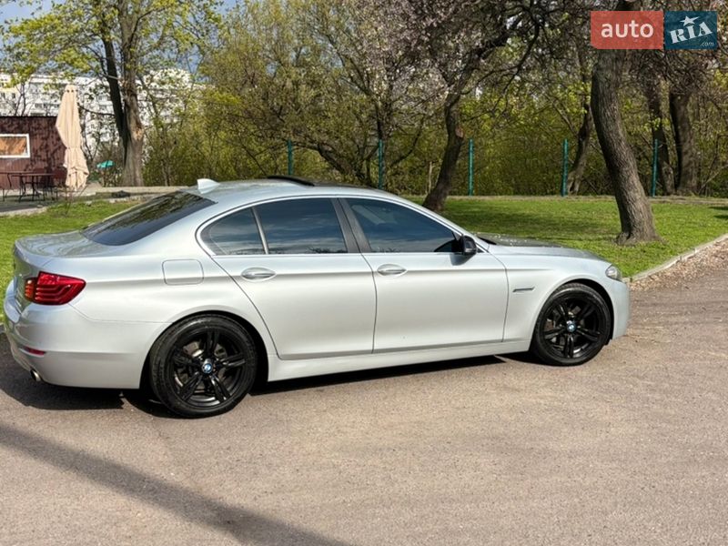 Седан BMW 5 Series 2015 в Черкассах