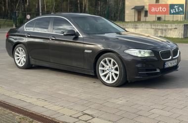 Седан BMW 5 Series 2014 в Львові