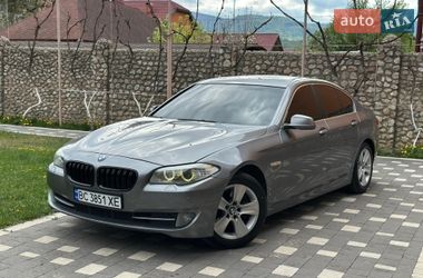 Седан BMW 5 Series 2012 в Сваляві