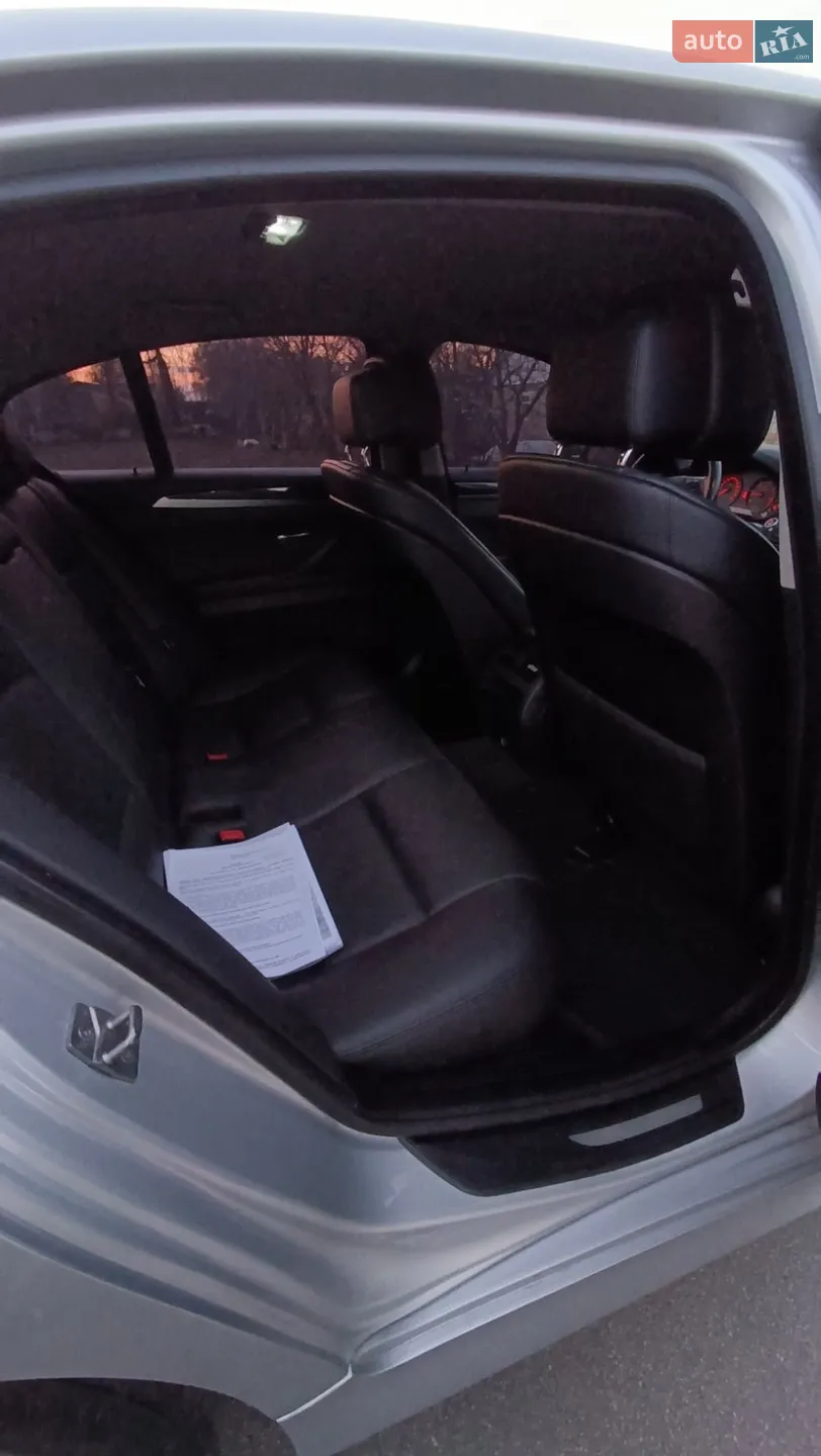2011 BMW 5er - мініатюра 21