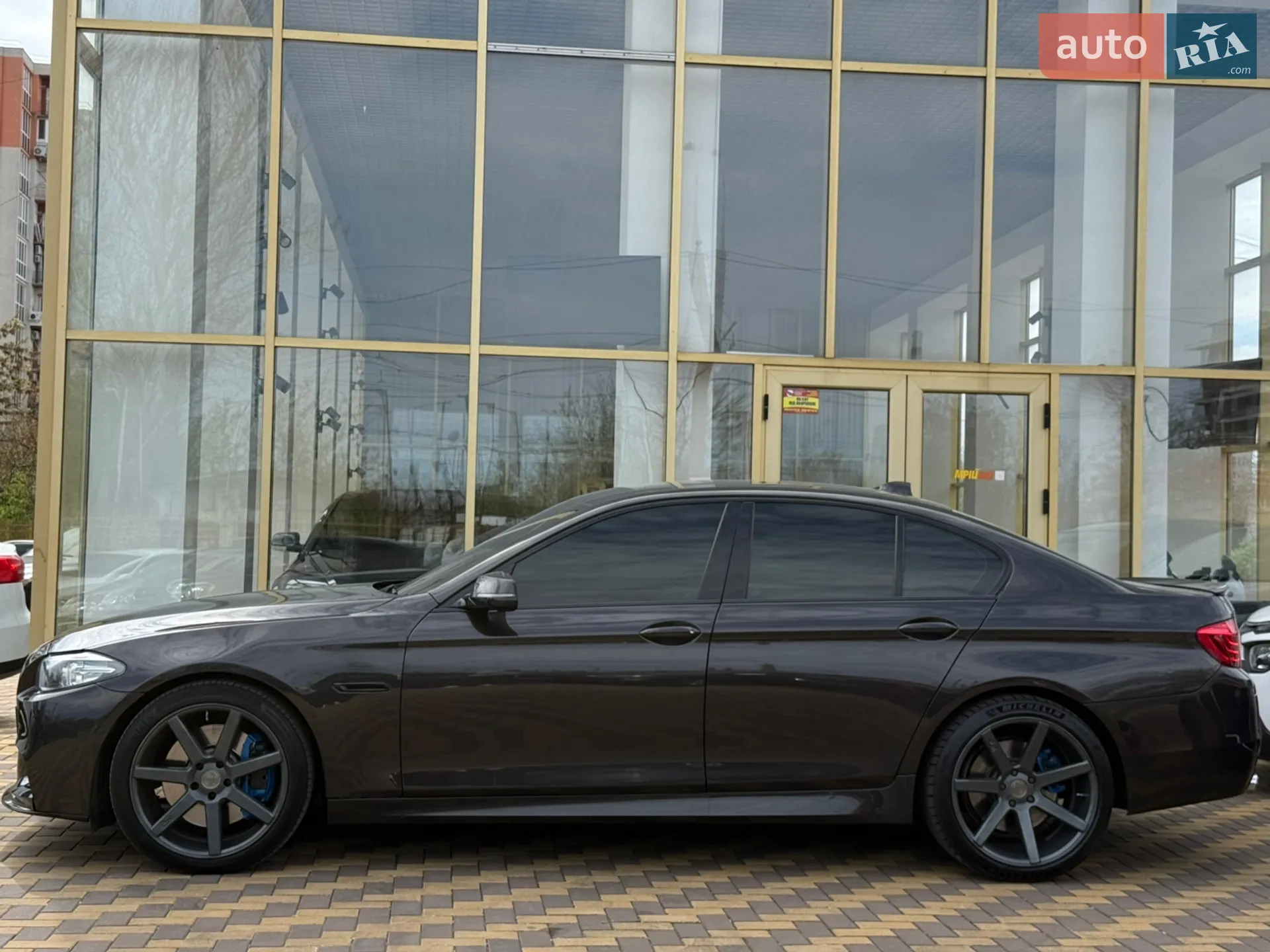 2013 BMW 5er - мініатюра 2