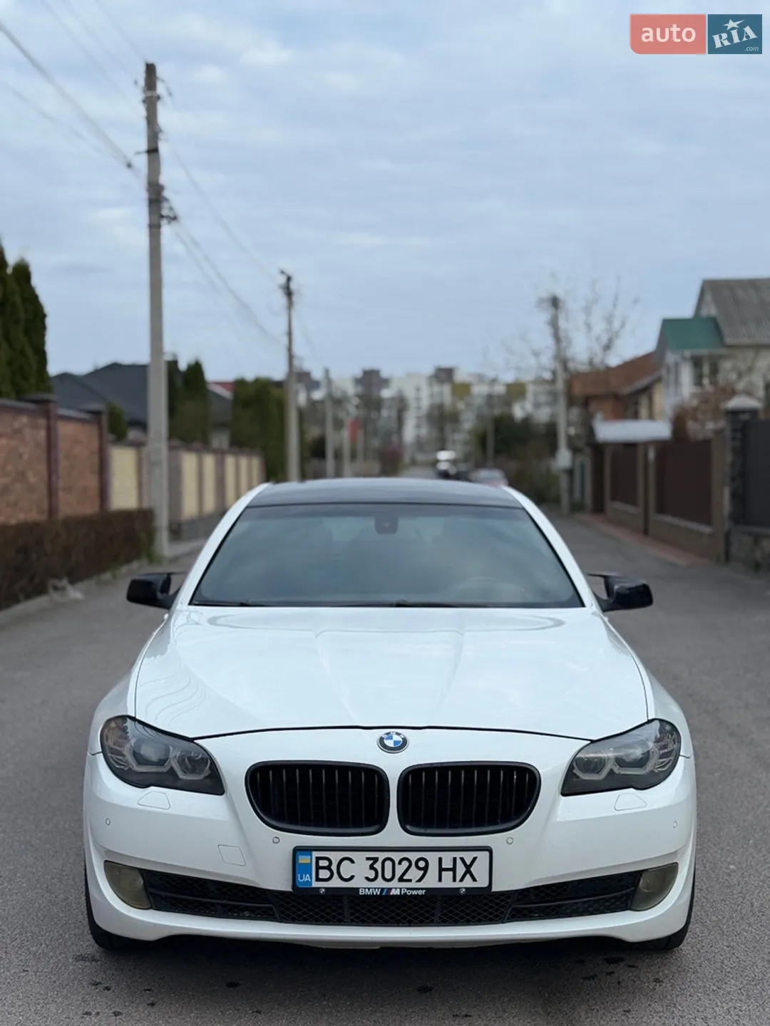 2012 BMW 5er - мініатюра 2
