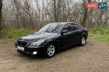 Седан BMW 5 Series 2009 в Миргороде