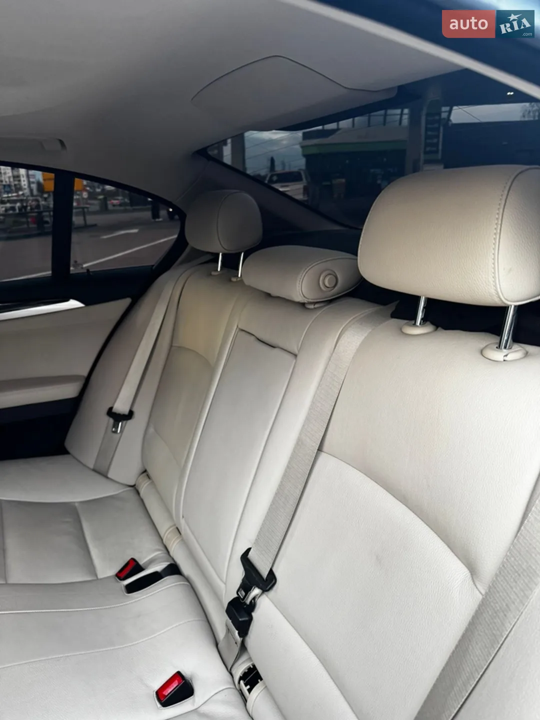 2012 BMW 5er - мініатюра 18