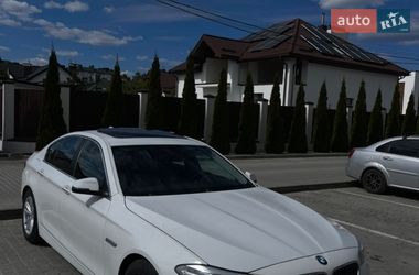 Седан BMW 5 Series 2015 в Львове