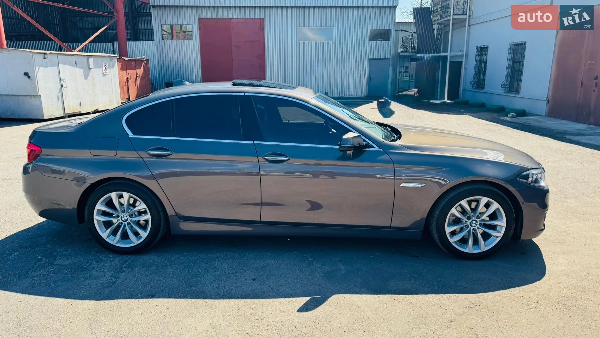 2016 BMW 5er - мініатюра 8
