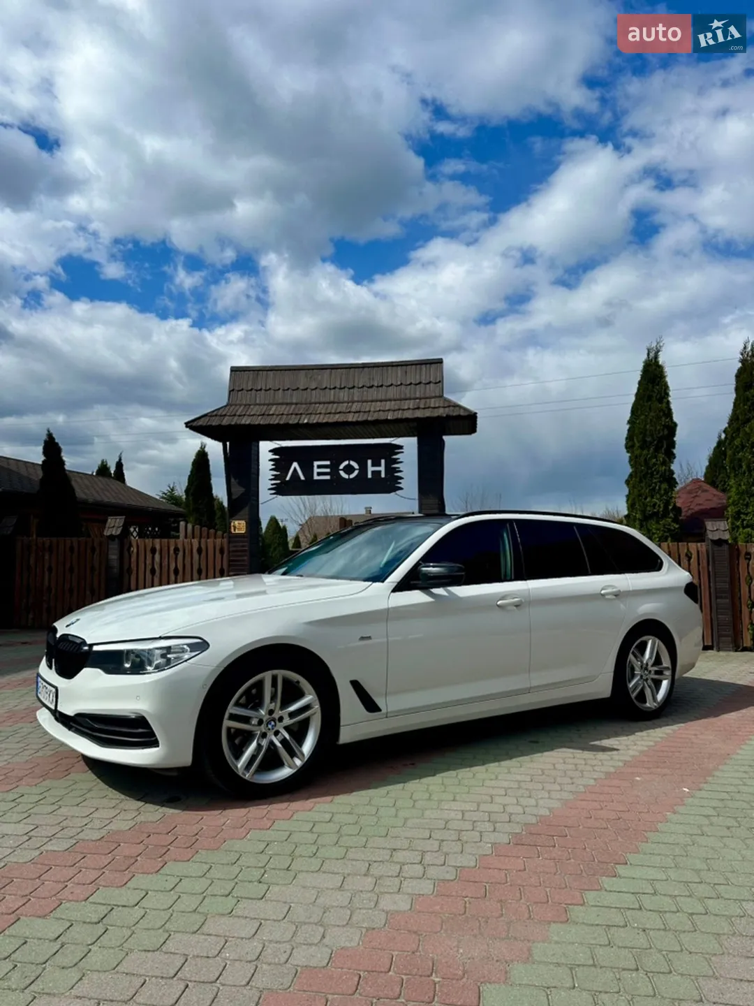 2018 BMW 5er - мініатюра 2