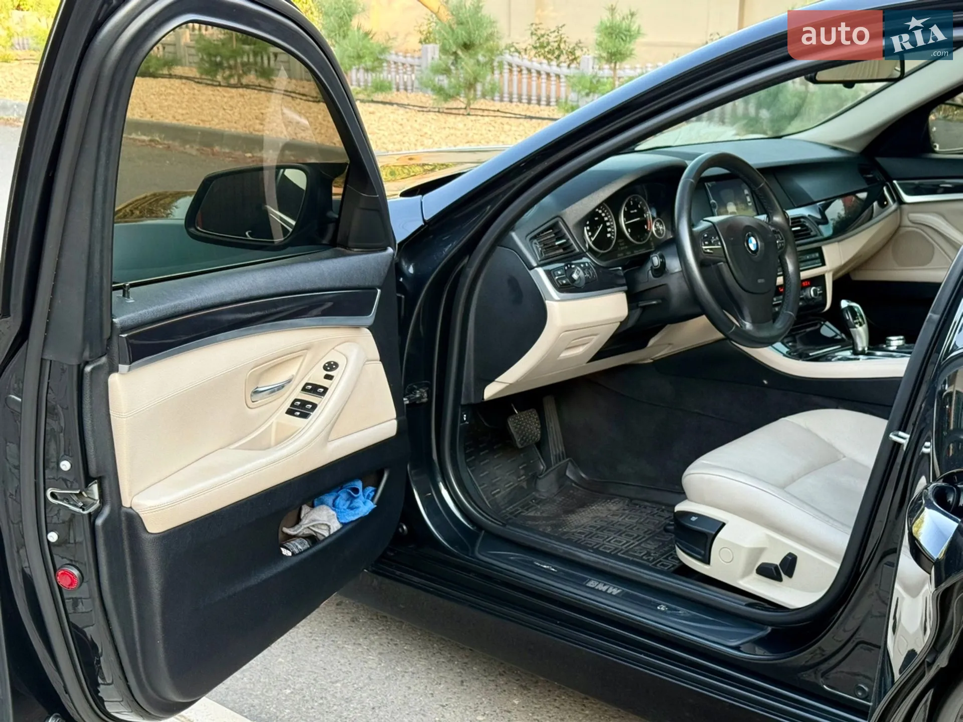 2012 BMW 5er - мініатюра 28