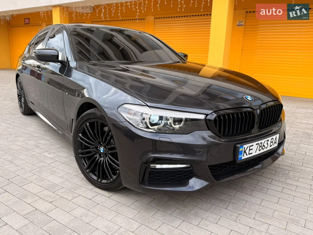 2016 BMW 5er - мініатюра 16