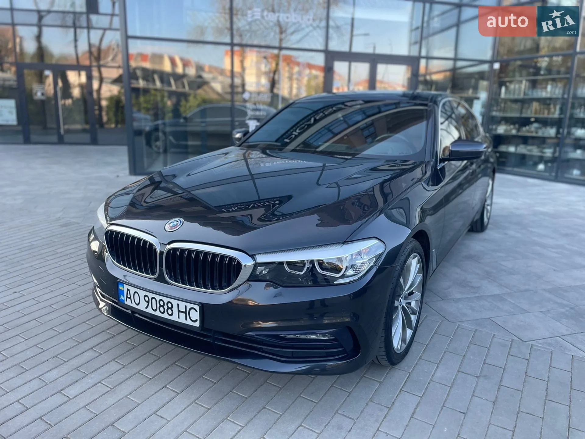 2017 BMW 5er - мініатюра 10