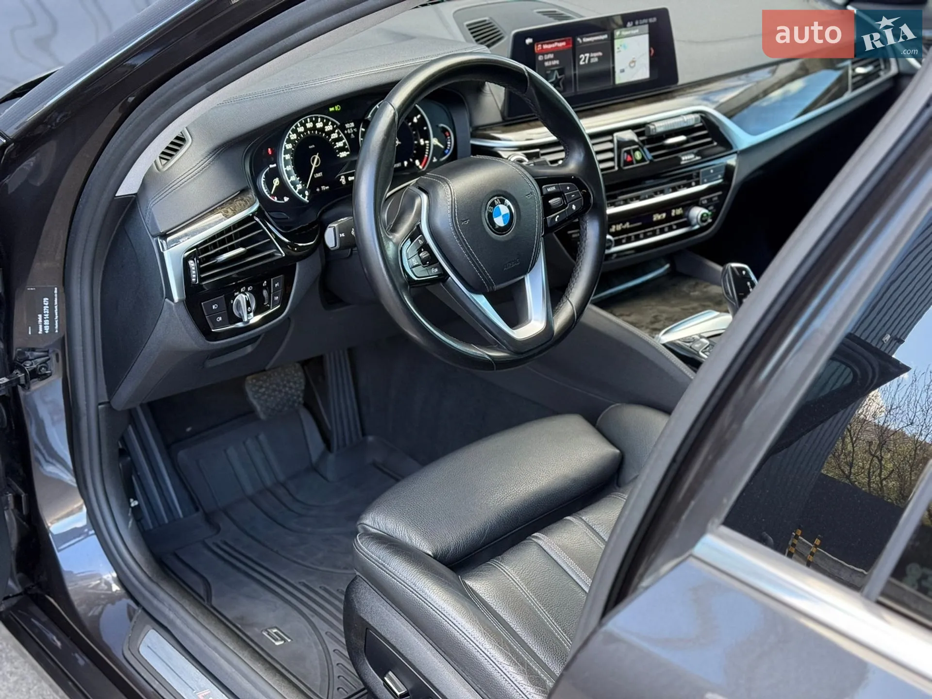 2017 BMW 5er - мініатюра 19