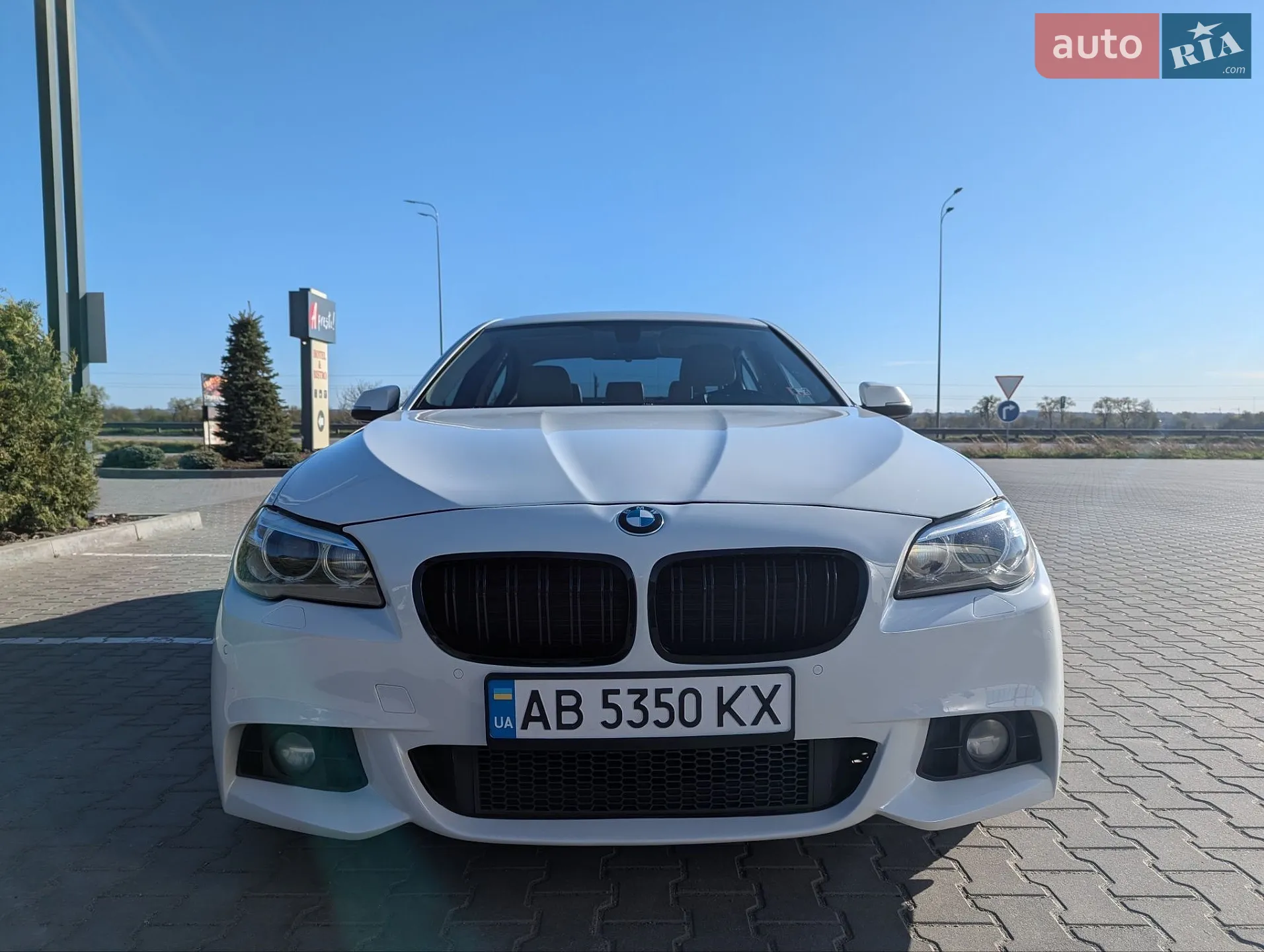 2015 BMW 5er - мініатюра 2