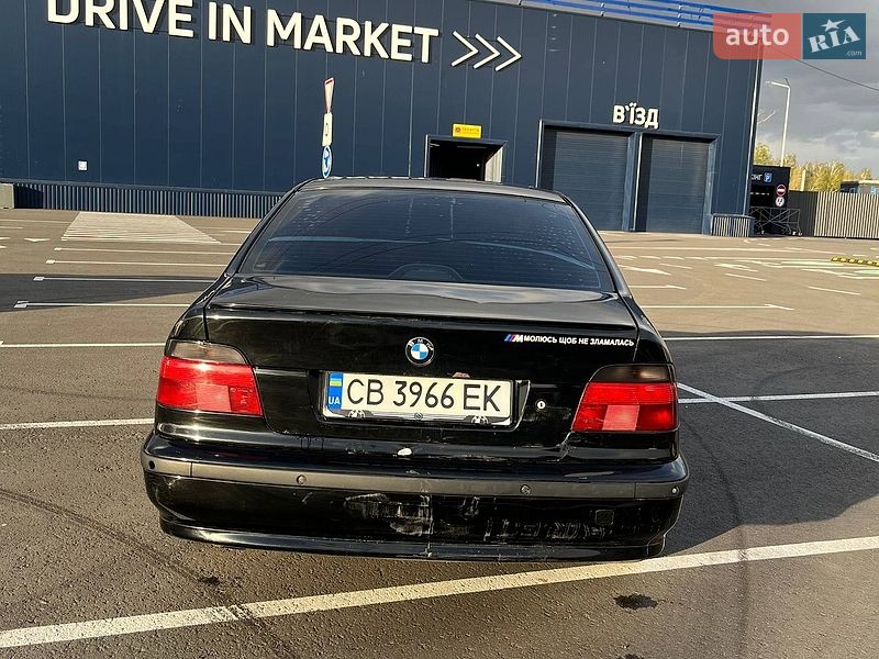 Седан BMW 5 Series 2000 в Чернигове