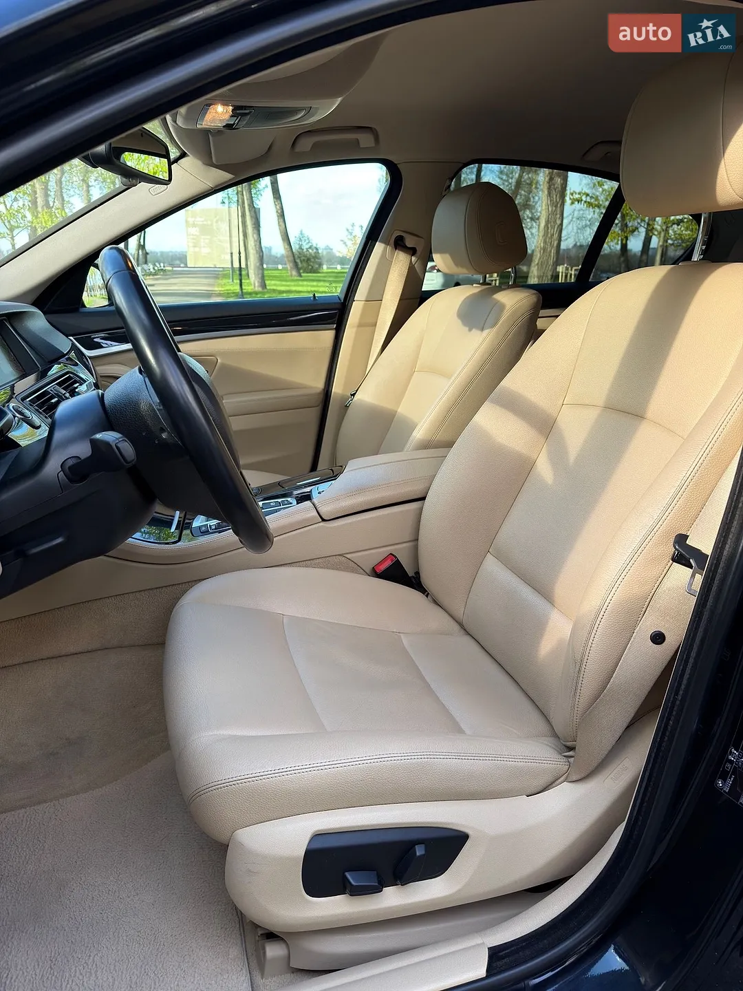 2013 BMW 5er - мініатюра 15