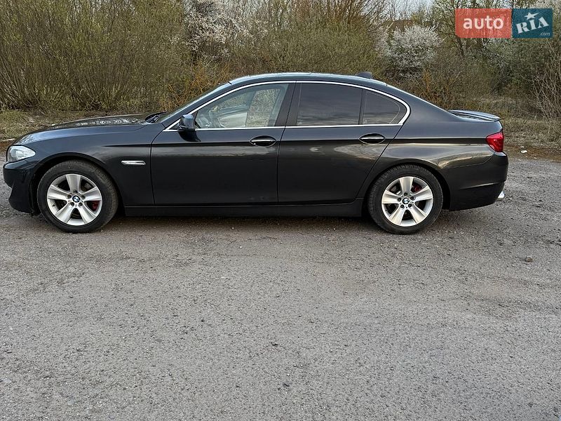 BMW 5 Series 2012