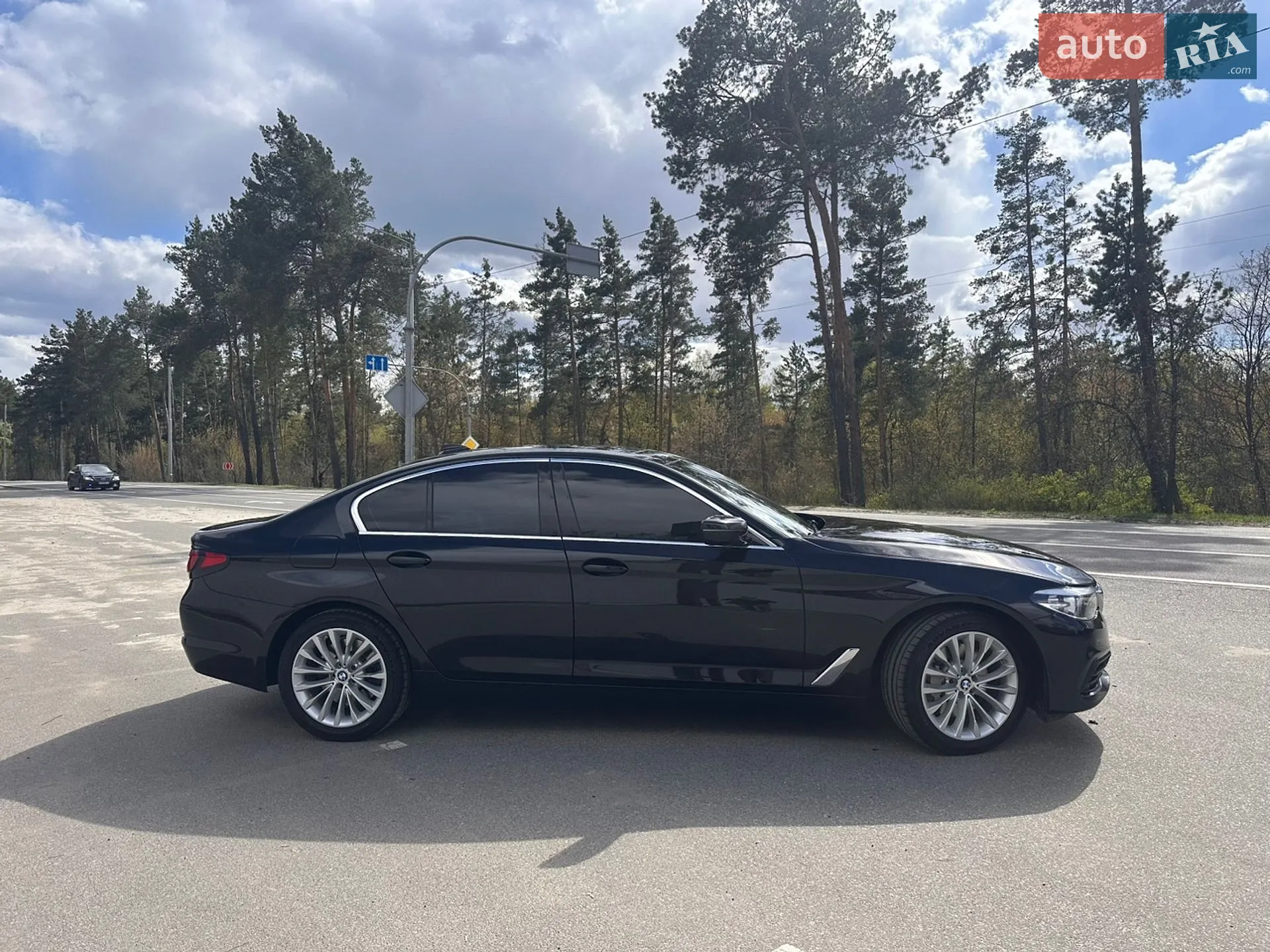 2019 BMW 5er - мініатюра 2