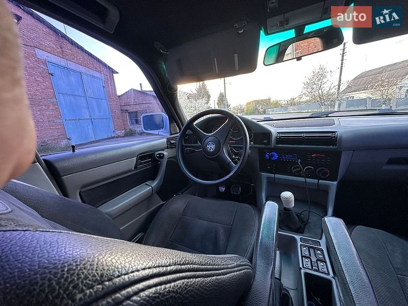 Седан BMW 5 Series 1993 в Борисполе