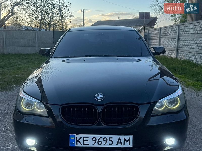 BMW 5 Series 2004