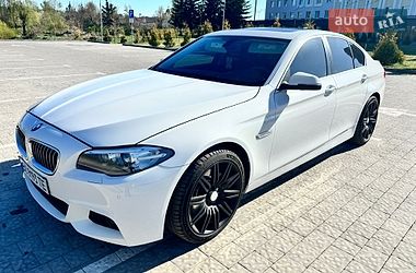 Седан BMW 5 Series 2014 в Мостиске