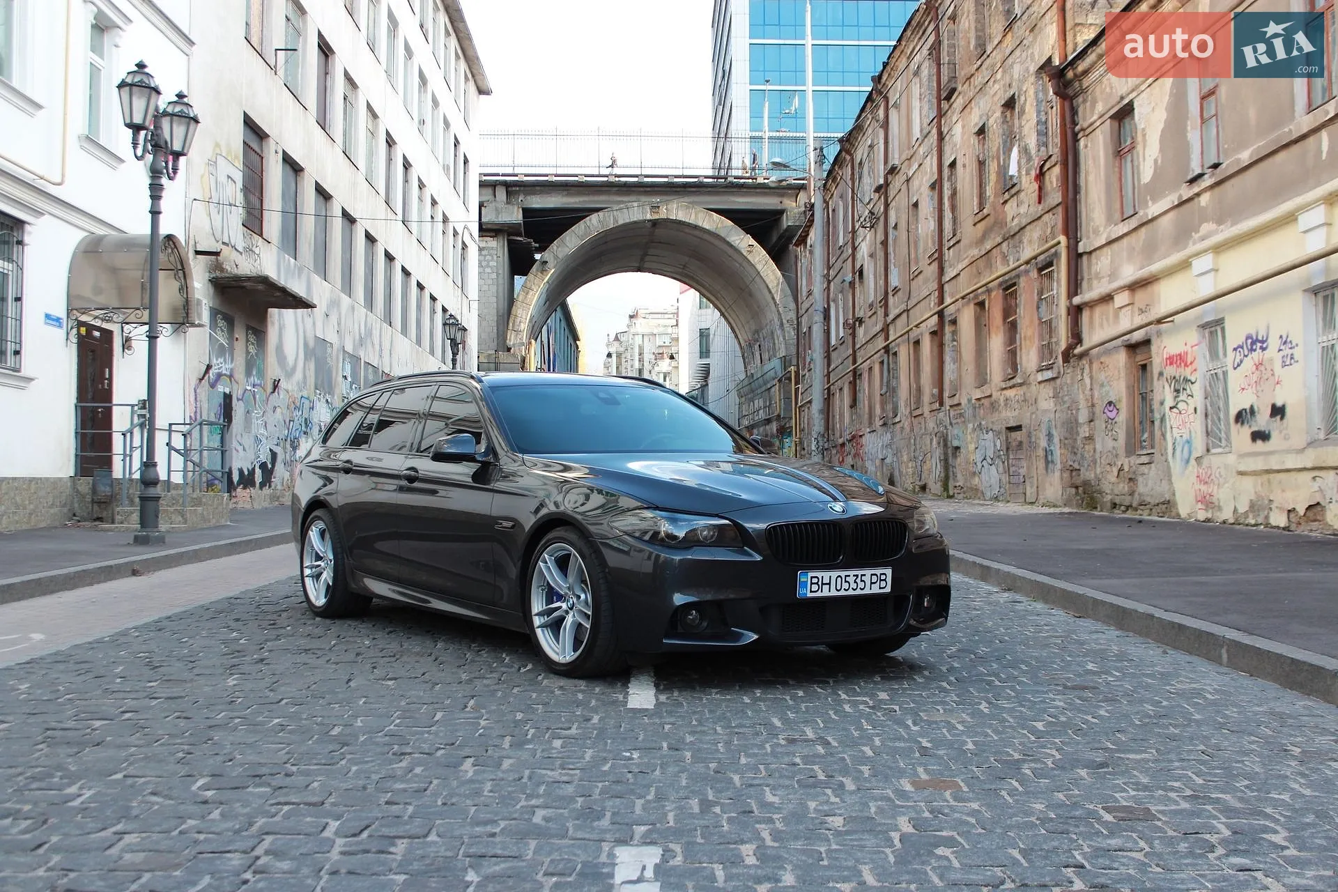 2011 BMW 5er - фото 1