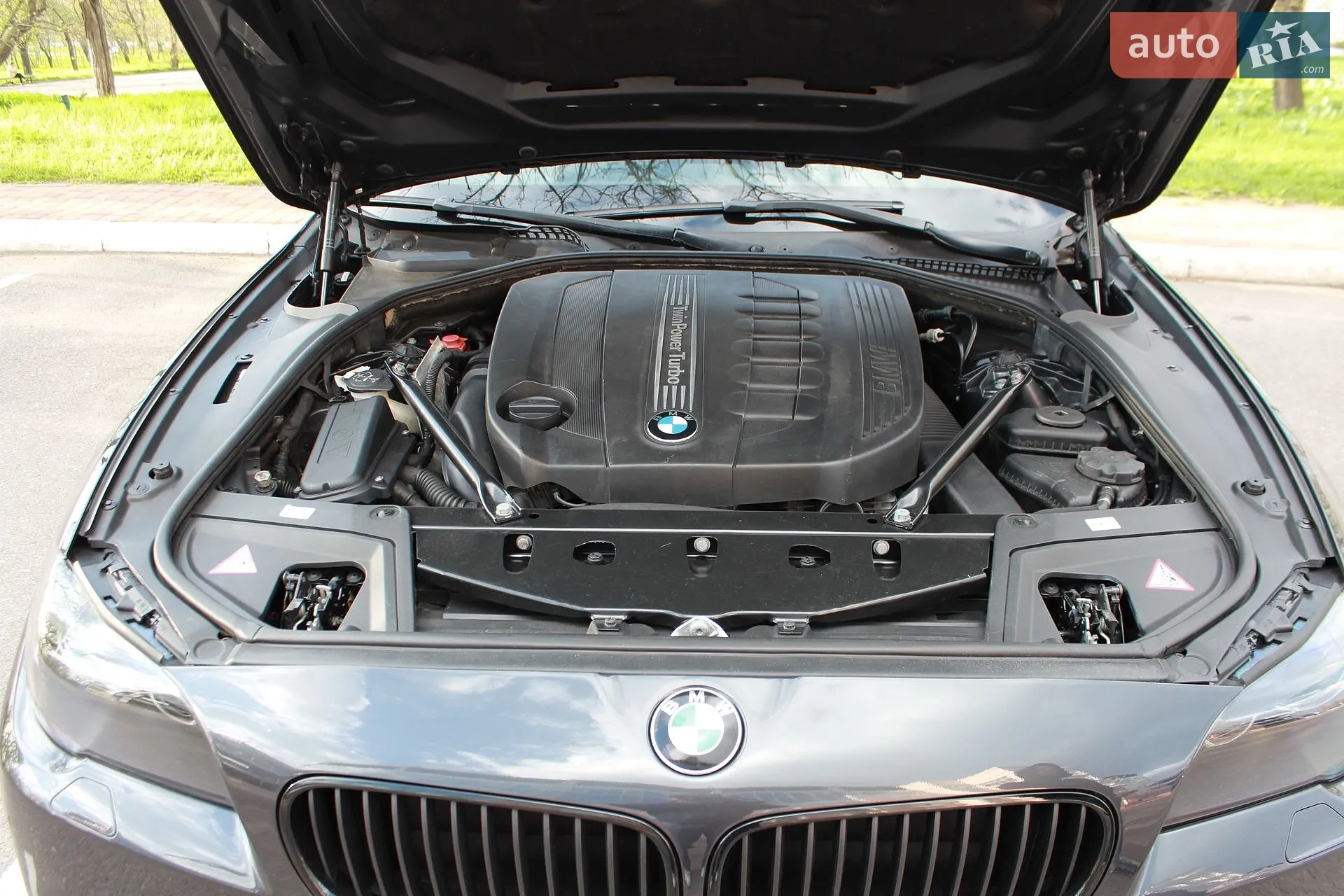 2011 BMW 5er - мініатюра 10